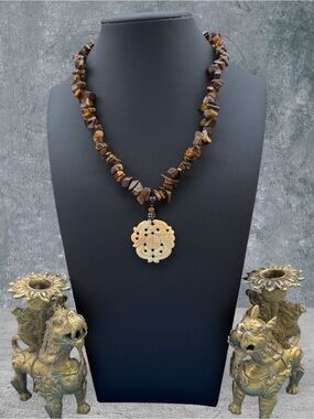 Honey Jadeite Double Dragon Carved Pendant w/ Tigers Eye Chip Necklace